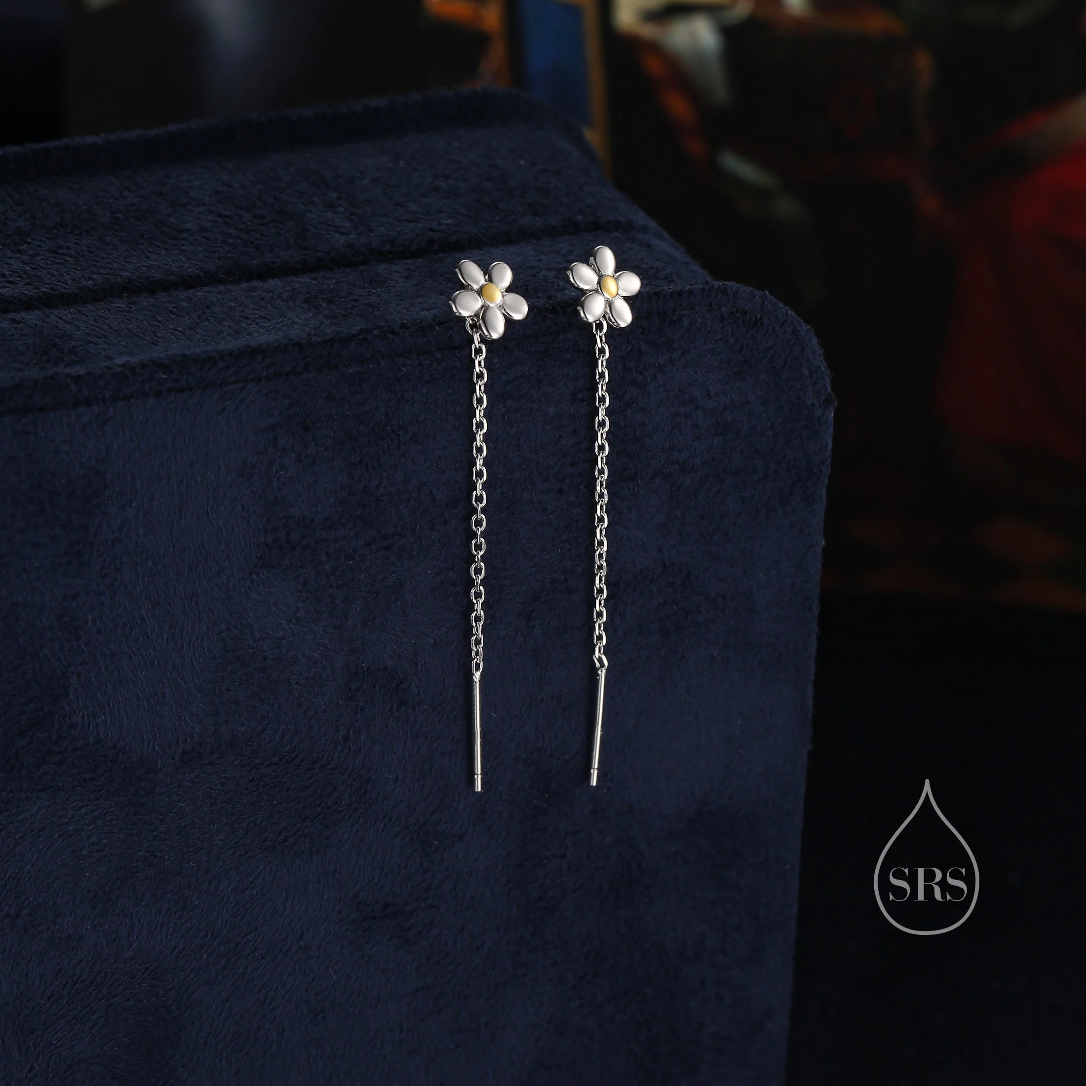 Sterling Silver Tiny Forget Me Not Flower Ear Threaders, Two Tone Flower Threader Earrings, Daily Dangle Earrings, Daisy Earrings - Image 7