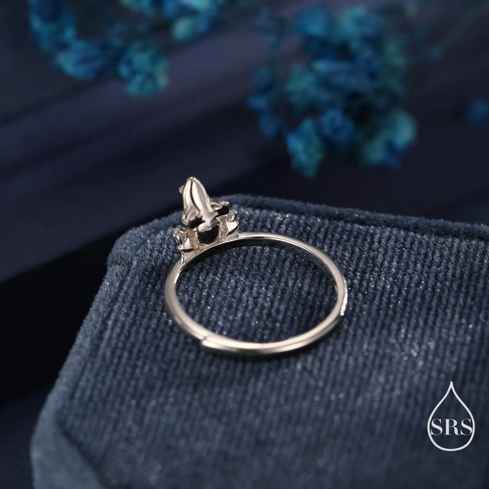 Sterling Silver Tiny Frog Ring, Silver or Gold Finish, Adjustable Size, Miniature Frog Jewellery, Frog Ring - Image 4