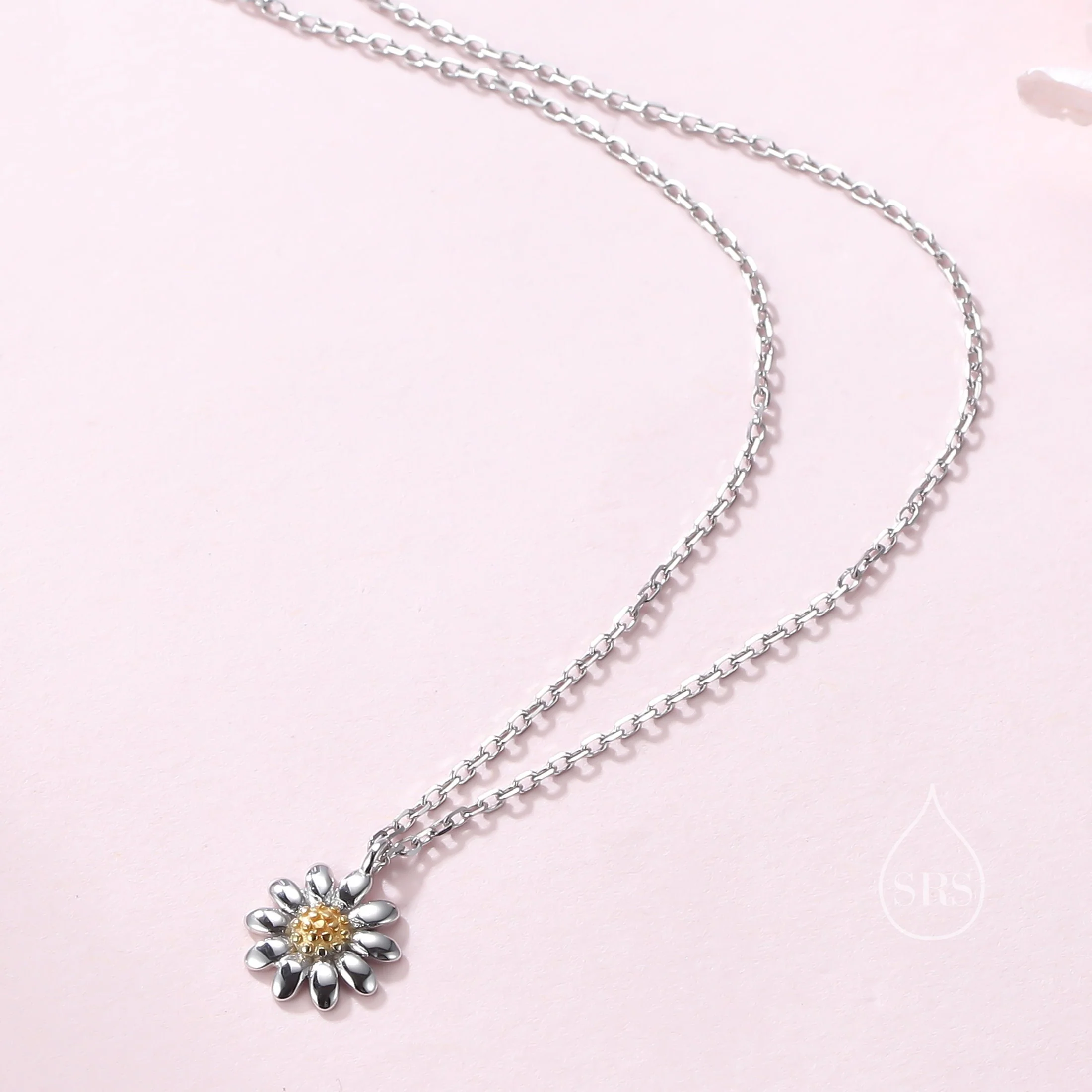 Sterling Silver Tiny Little Daisy Flower Pendant Necklace, Flower Necklace, Daisy Necklace, Two Tone Flower Pendant Necklace - Image 4