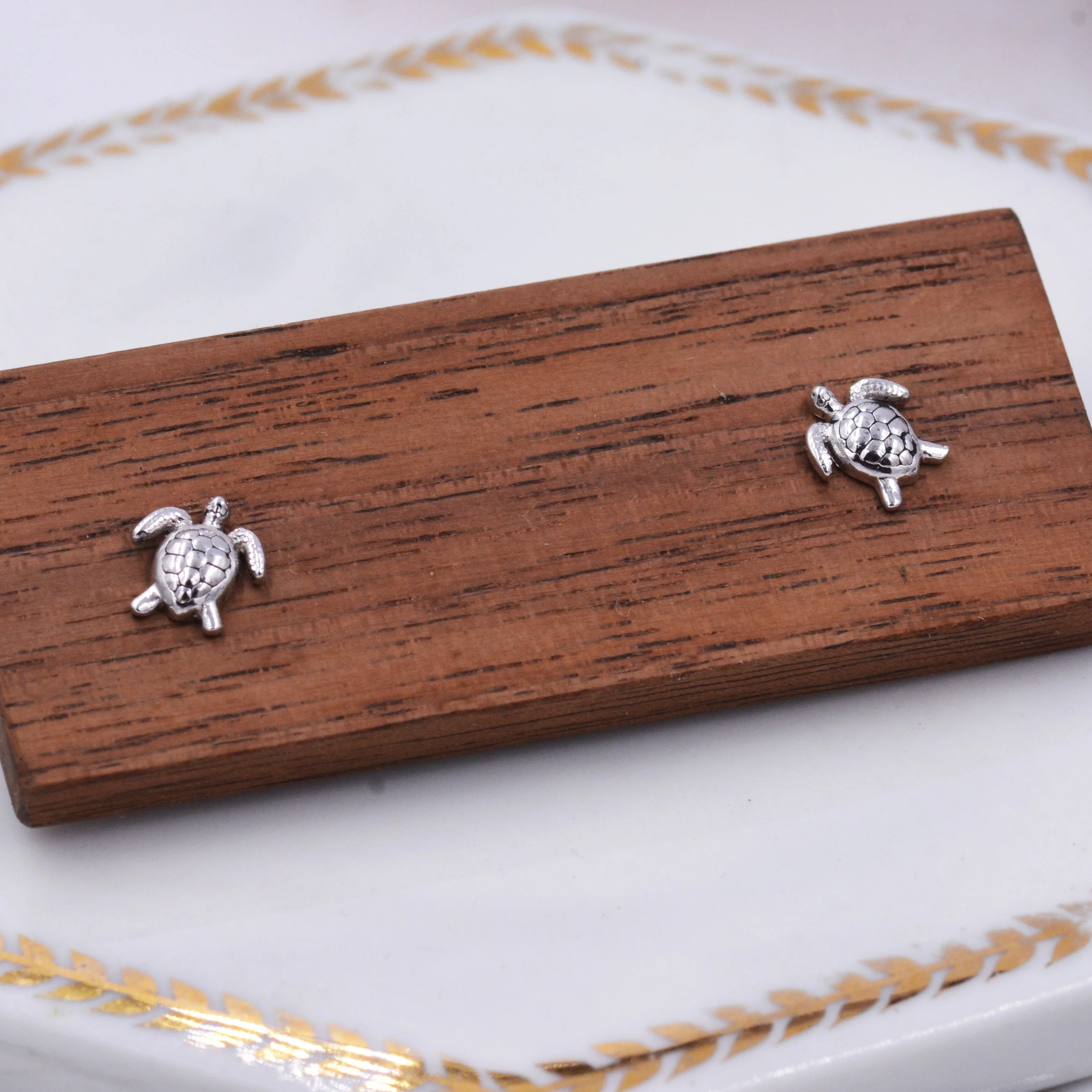 Sterling Silver Turtle Stud Earrings, Sea Turtle Earrings, Cute and Quirky - Image 8