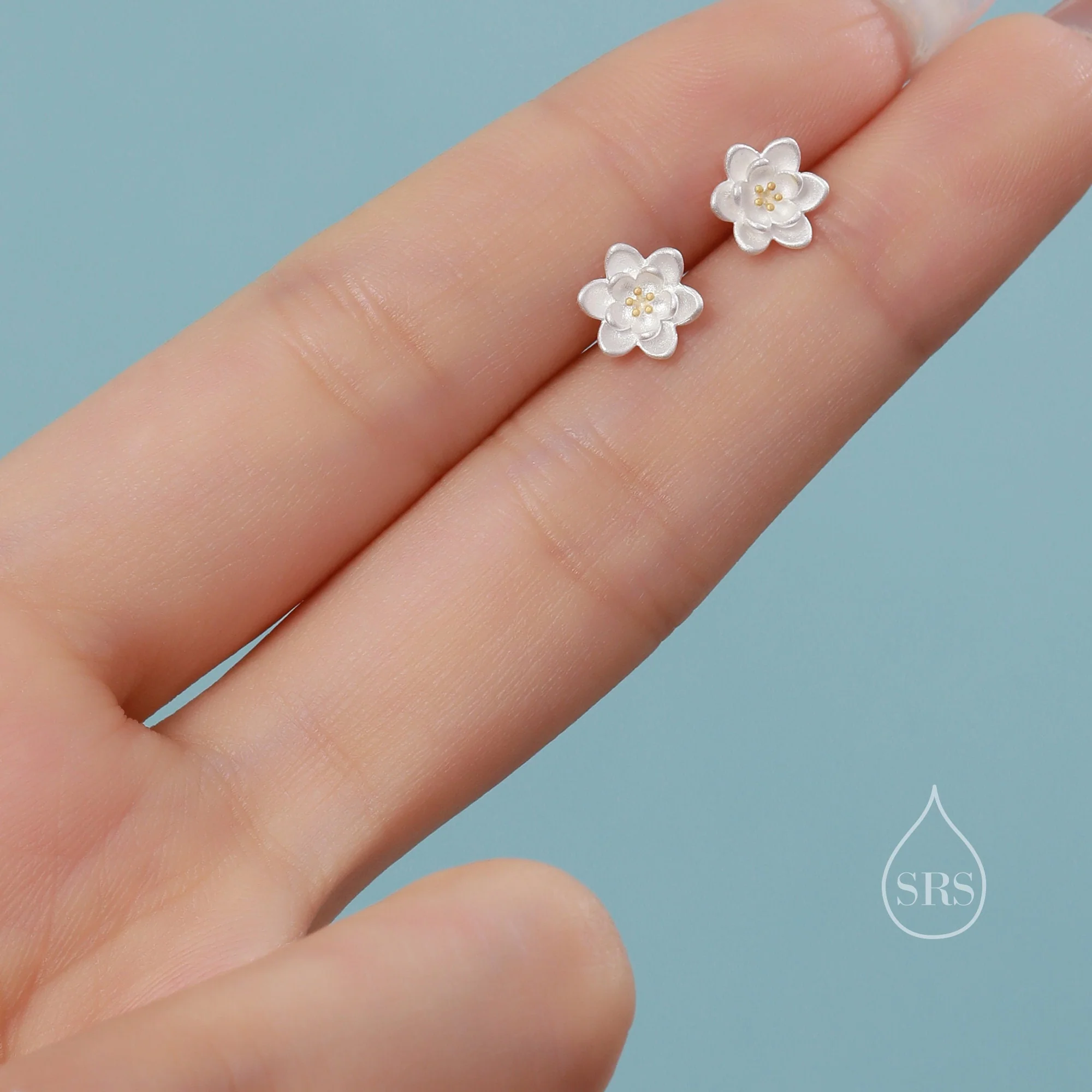 Sterling Silver Water lily Lotus Flower Blossom Stud Earrings and Necklace with Partial 18ct Gold Plating, Sweet Cute Pretty Jewellery - Image 8