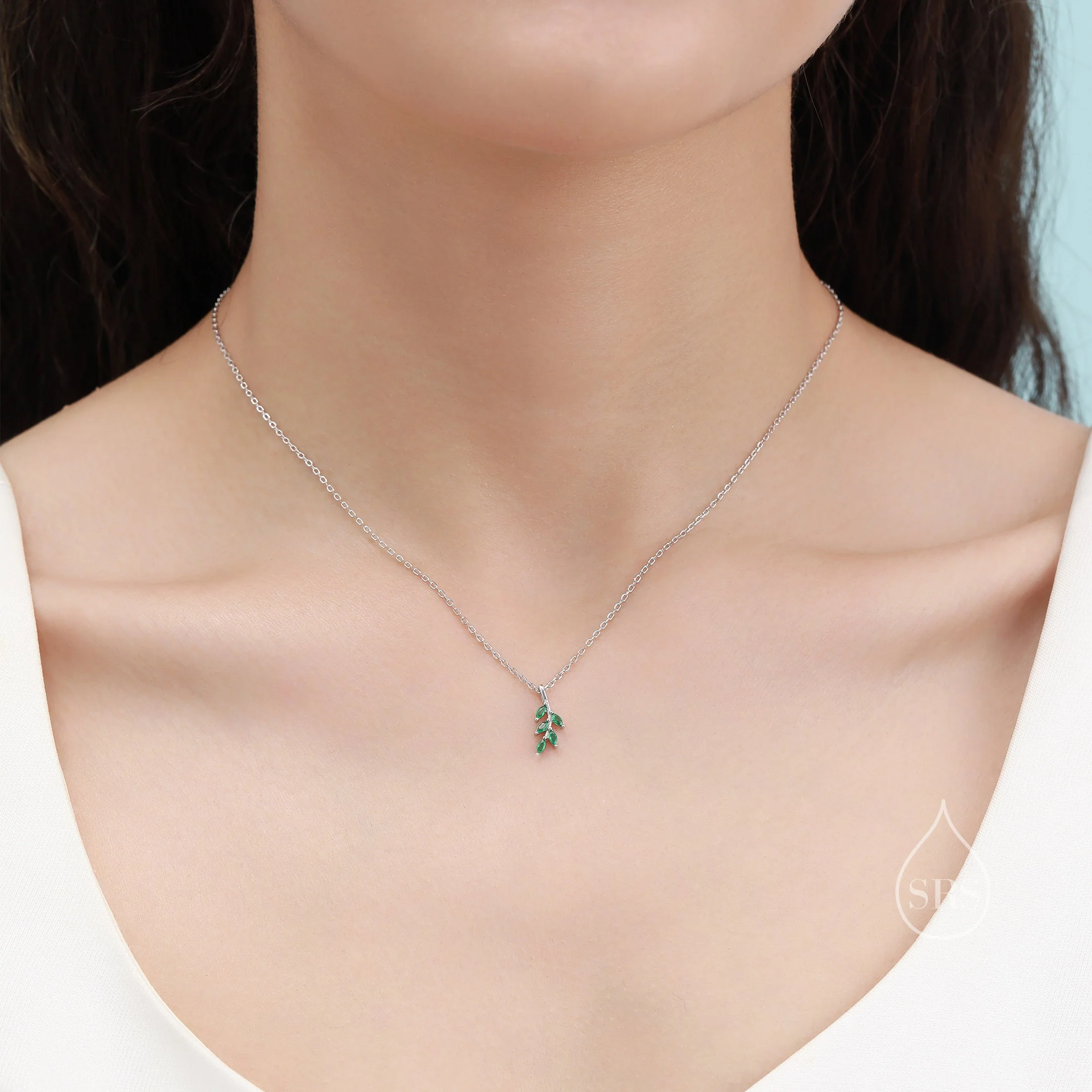 Tiny Little Emerald Green CZ Leaf Pendant Necklace in Sterling Silver, Olive Leaf Necklace, Olive Branch Necklace, Nature Inspired - Image 4