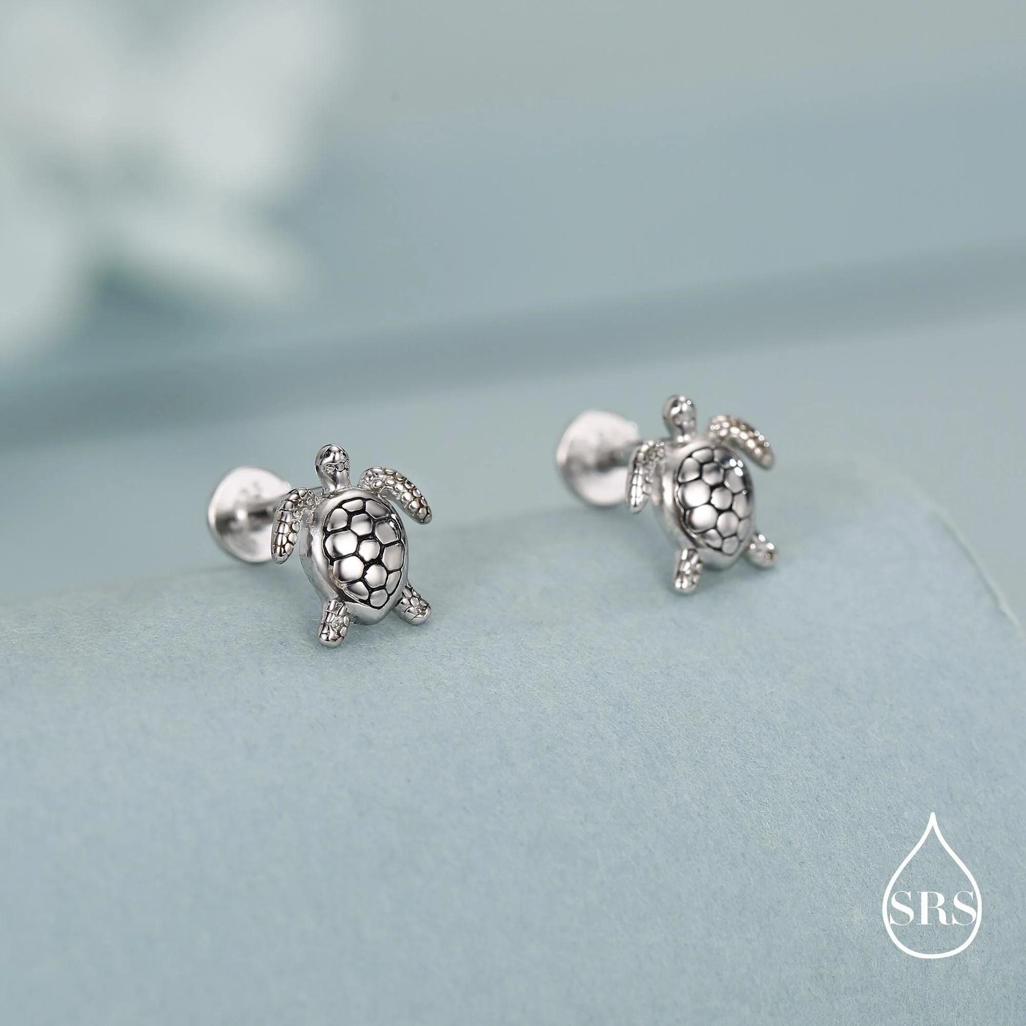 Turtle 16G Flat Back Stud Earrings in Sterling Silver