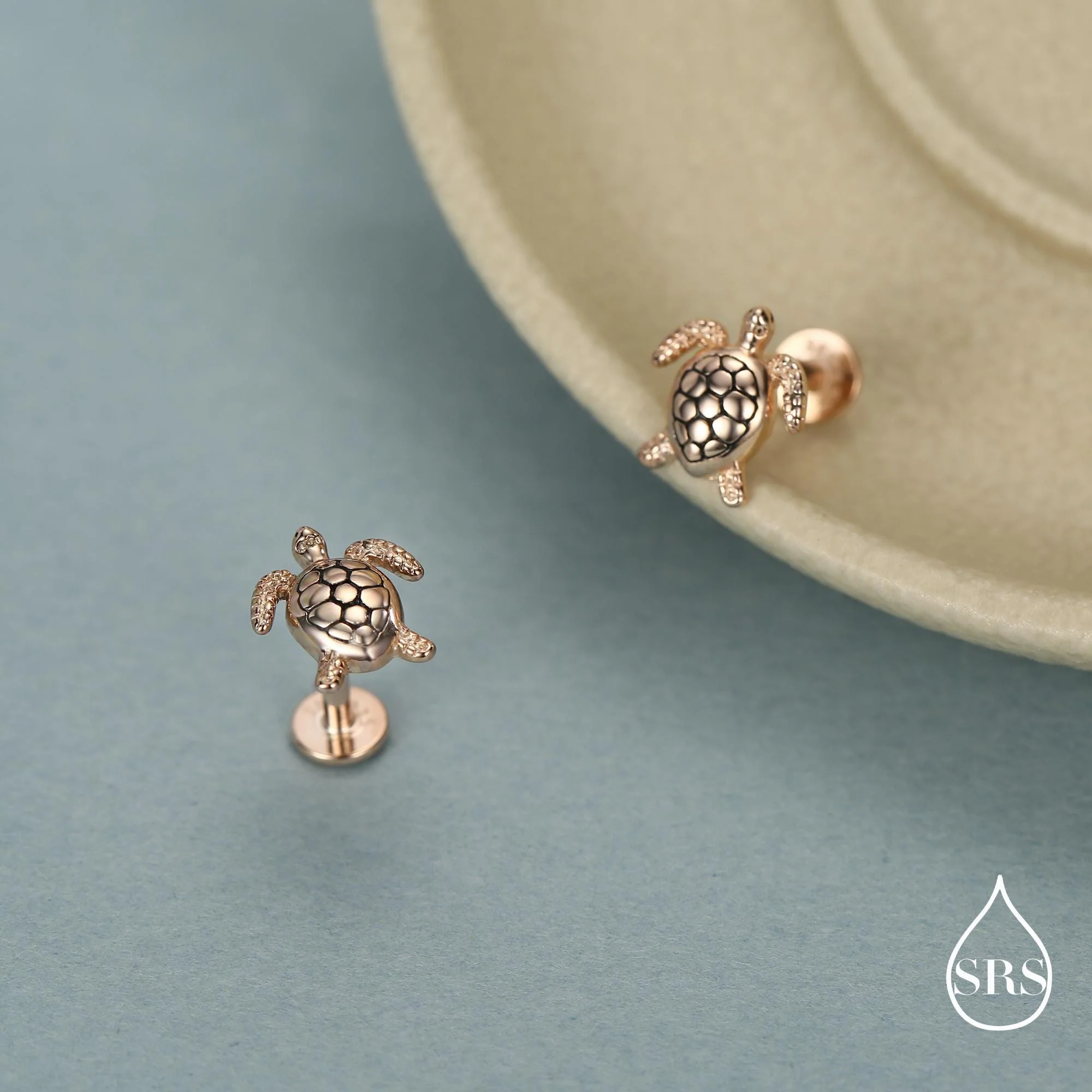 Turtle 16G Flat Back Stud Earrings in Sterling Silver - Image 5