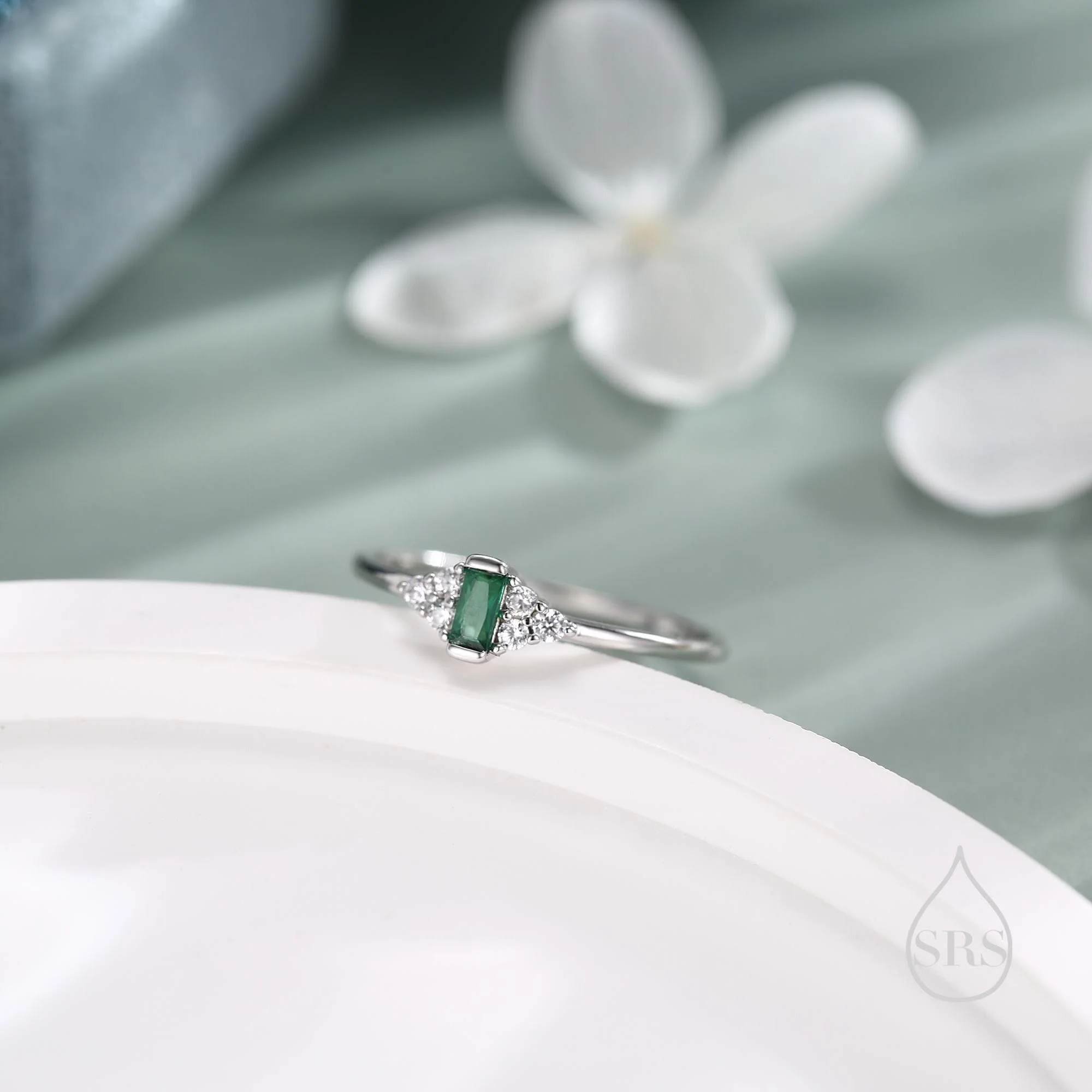 Vintage Inspired Tiny Emerald Green CZ Ring in Sterling Silver, Baguette Ring, Delicate Emerald Ring, Size US 5 - 8 - Image 9